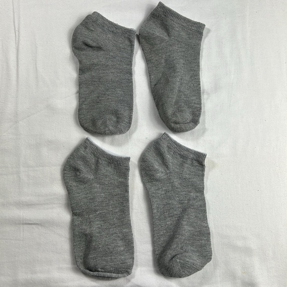 8 Pair Assorted Styles Socks - Picture 11 of 13